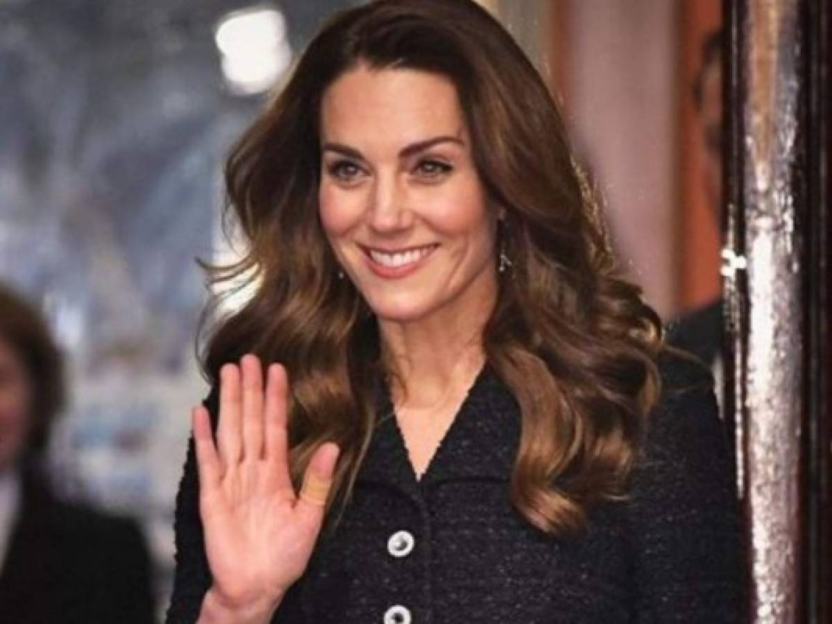 La historia detrás de la corona 'maldita' que recibirá Kate Middleton