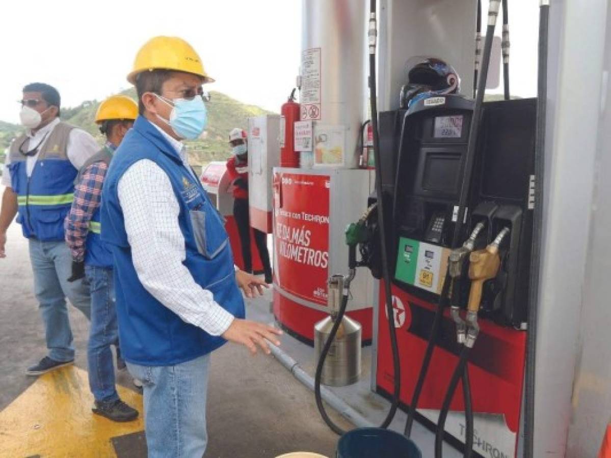 Realizan operativos para verificar calidad de los combustibles