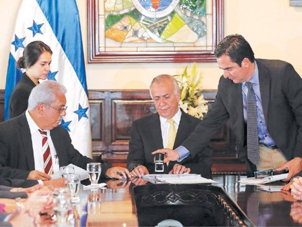 Comisión del CN tendrá tres días para formar nómina