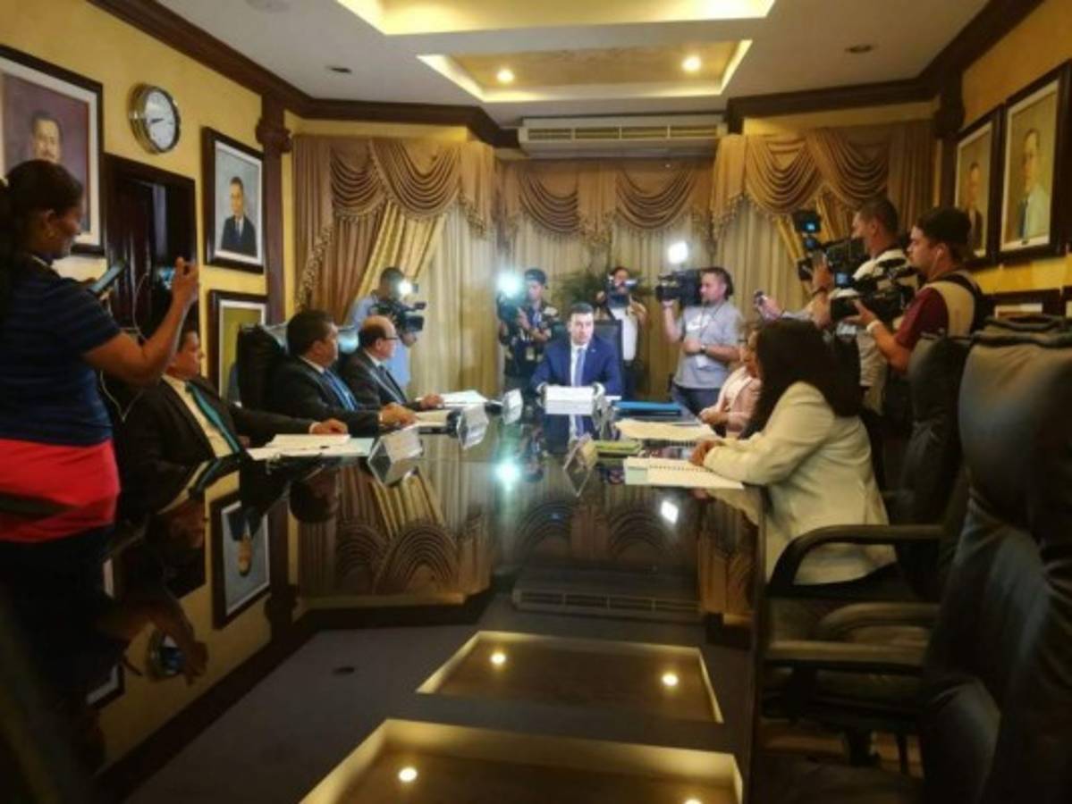 Este lunes inician audiencias públicas para elegir fiscal general y adjunto