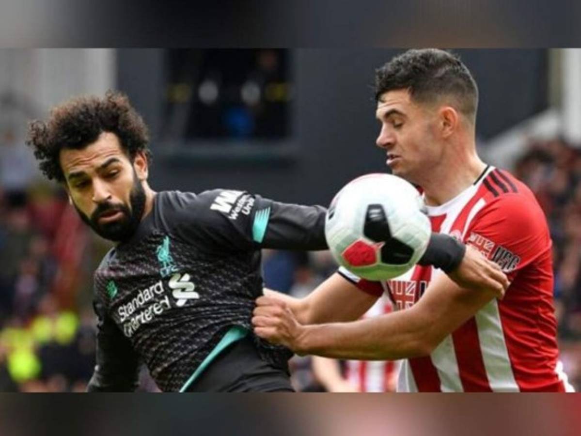 El Liverpool gana en Sheffield y mete presión a sus perseguidores
