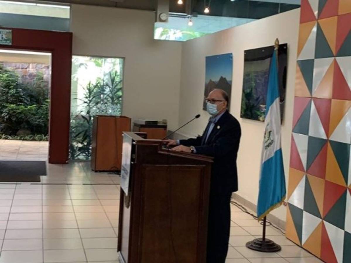 Experto en la pandemia del covid-19 en Guatemala renuncia a su cargo