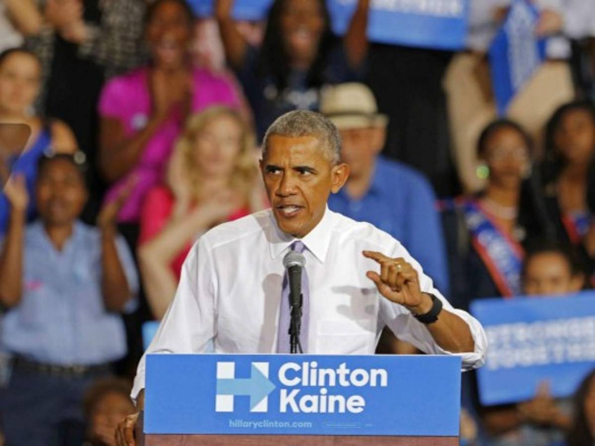 Obama acusa a Trump de socavar la democracia de EEUU