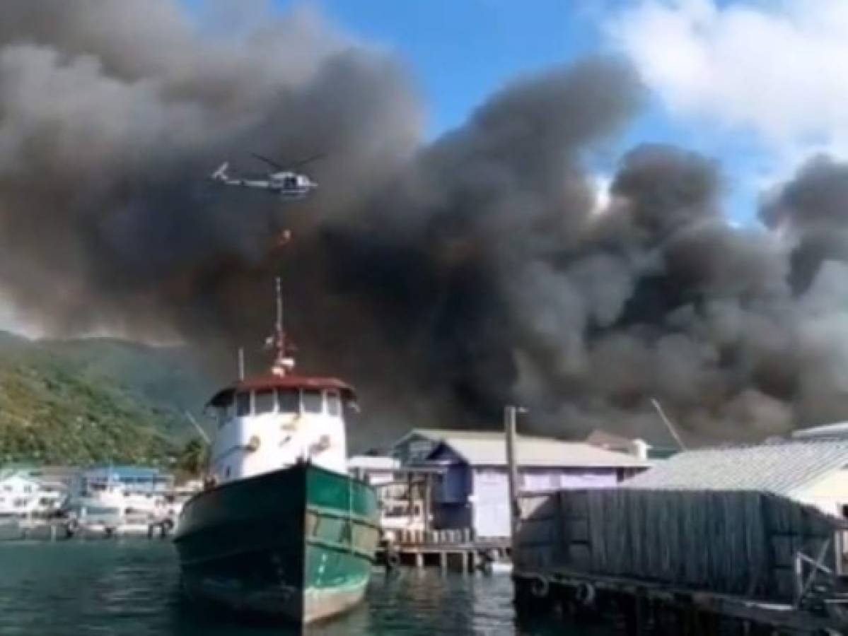 Los impactantes videos que muestran la magnitud del incendio en Guanaja  