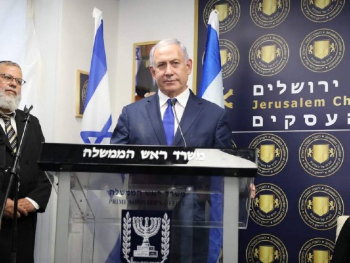 Momento en que el primer ministro de Israel, Benjamín Netanyahu, brinda su discurso.