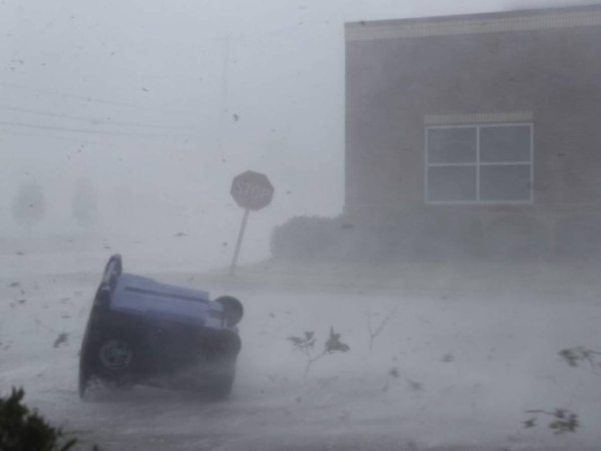 Huracán Michael tocó tierra en Florida y se convierte en el más potente de la historia