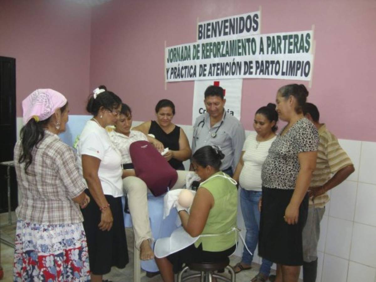 Honduras: Organizan clubes de embarazadas para bajar muertes materno infantiles