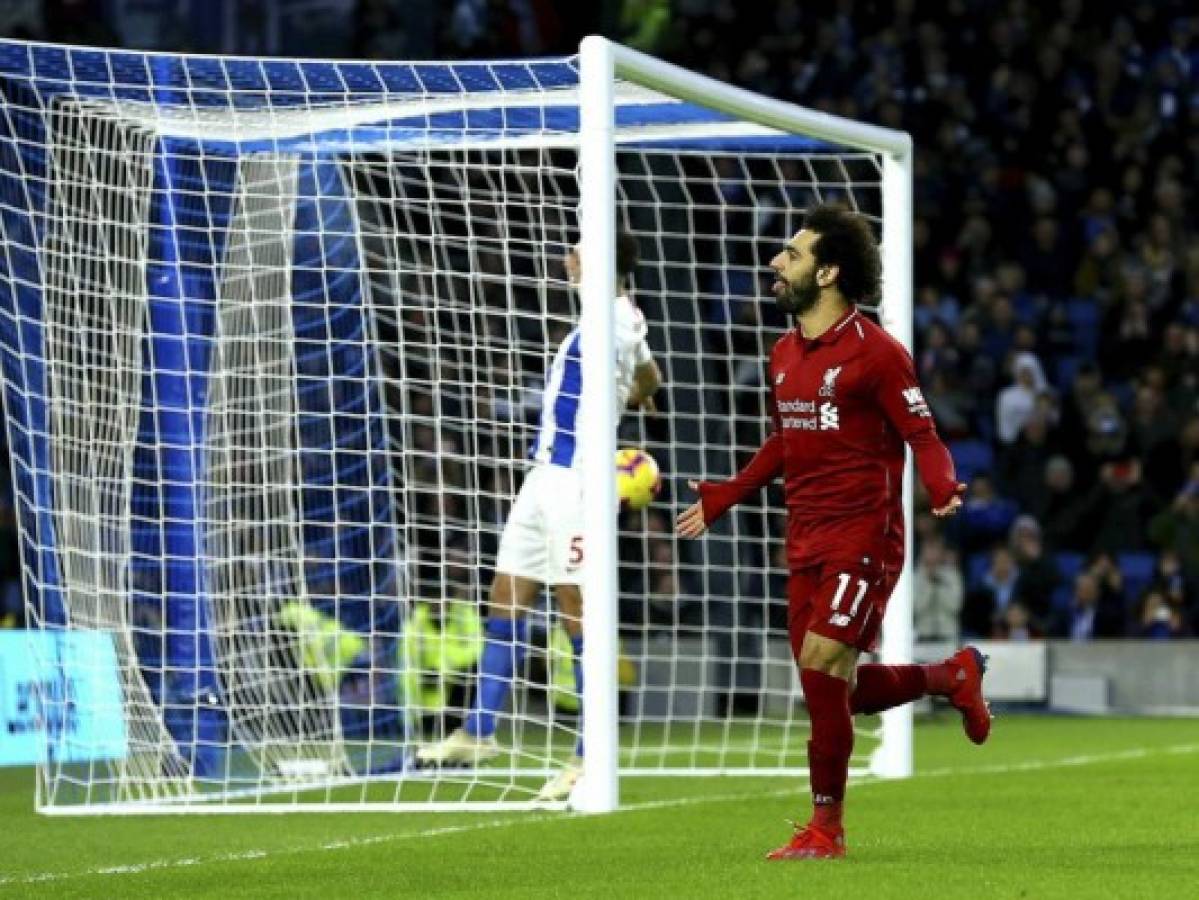Liverpool supera a Brighton con penal de Mohamed Salah