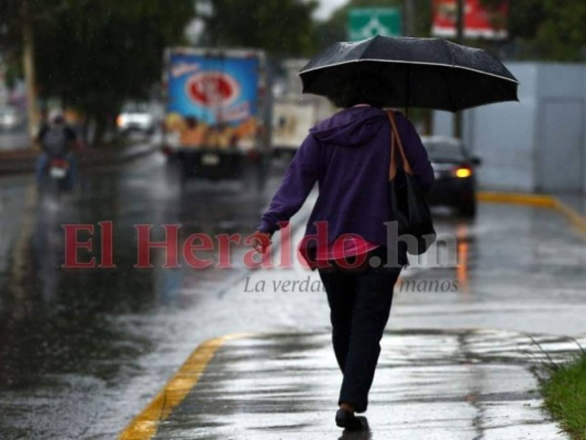 Ciclón tropical estaría dejando lluvias intensas este fin de semana en Honduras