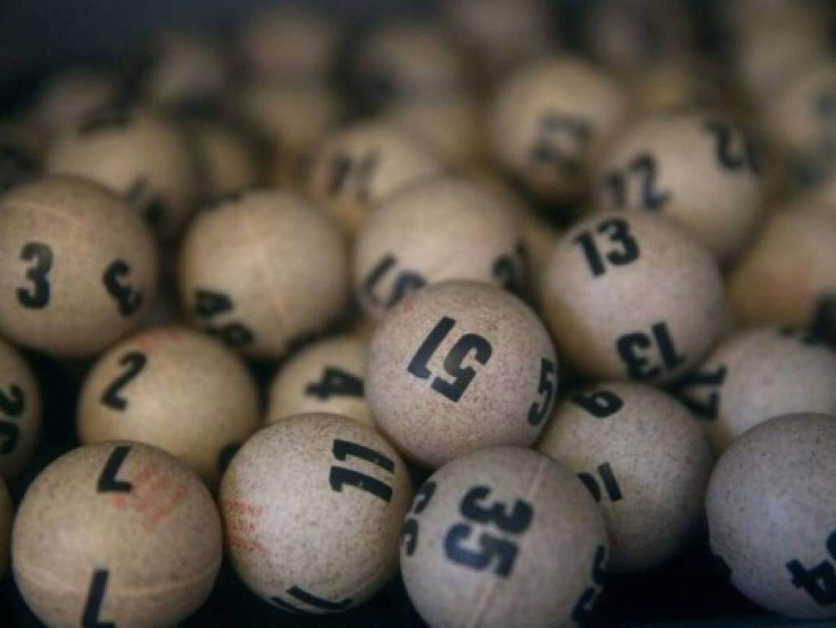 Un afortunado jugador gana 209 millones de euros en lotería de Italia  