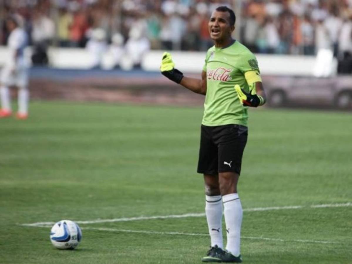 Donis Escober regresa a Olimpia después de dos años  