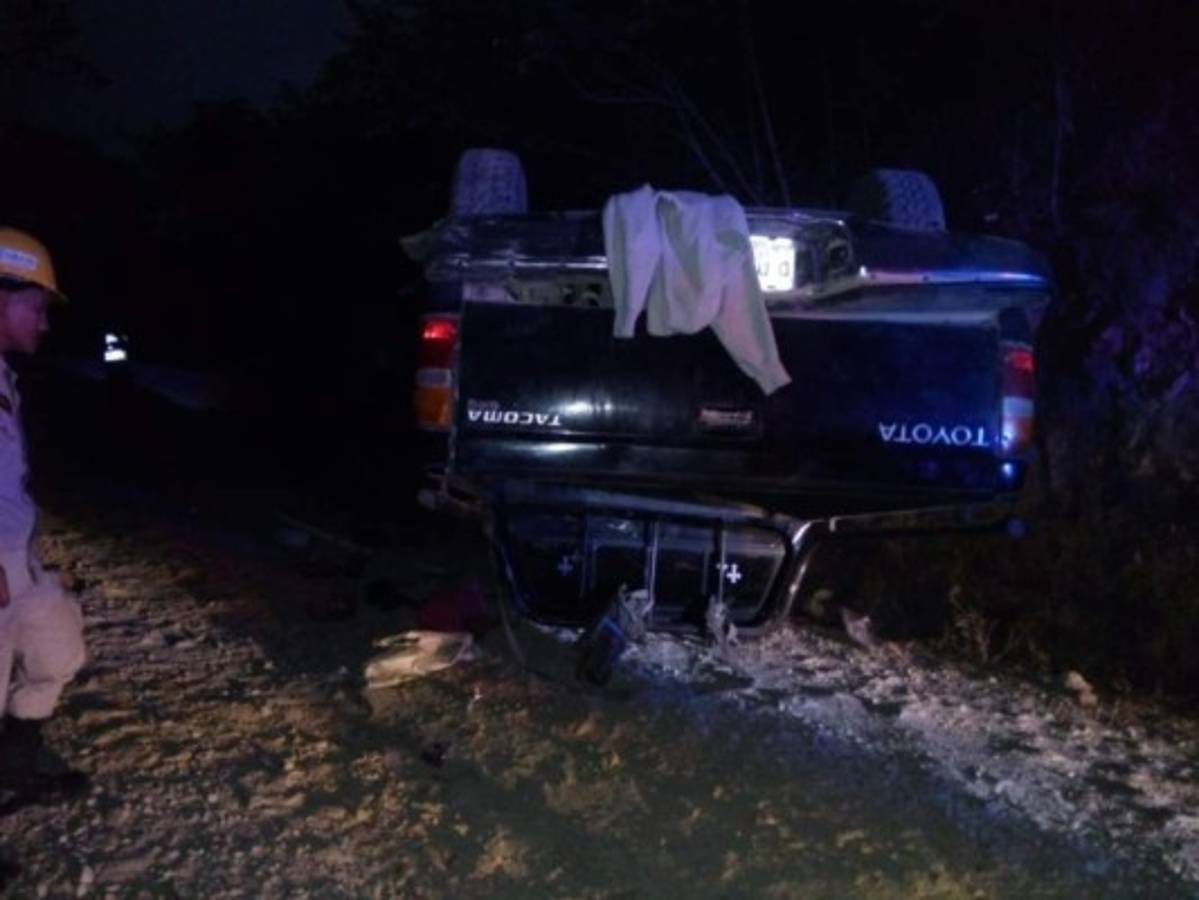 Motociclista muere tras impactar contra un vehículo en San Lorenzo