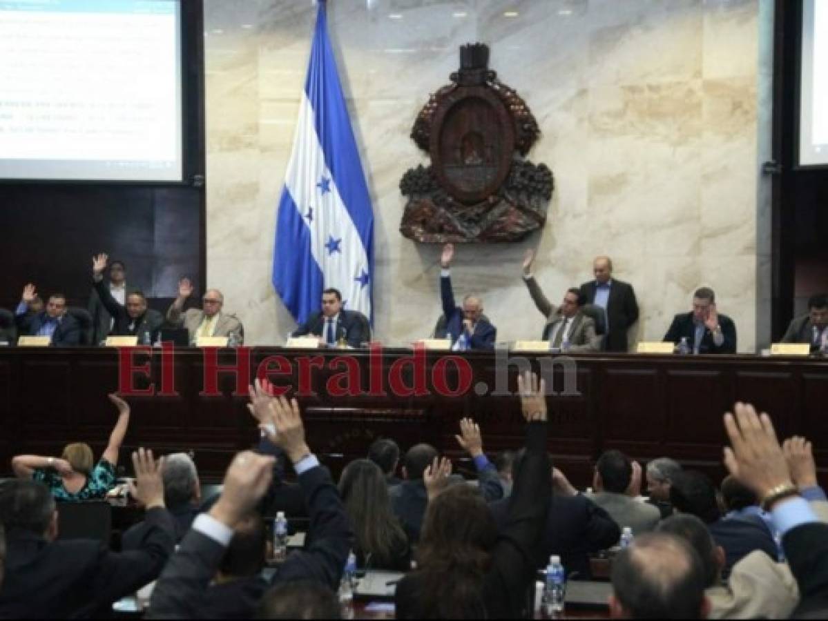 Congreso Nacional solo sesionó cinco días en octubre