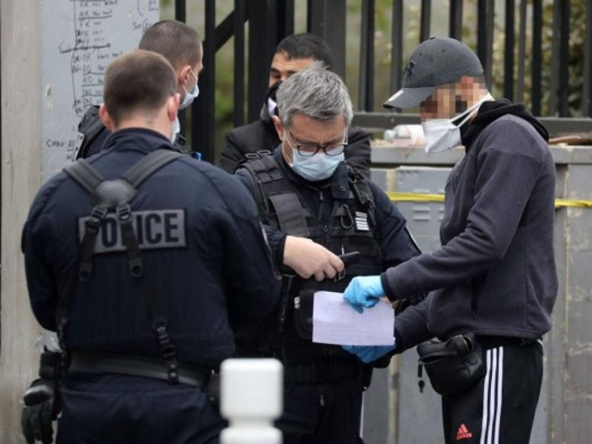 Al menos 884 ancianos murieron en asilos en Francia por coronavirus