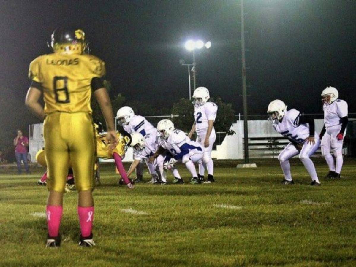 Selección femenina de fútbol americano realizó amistoso en México