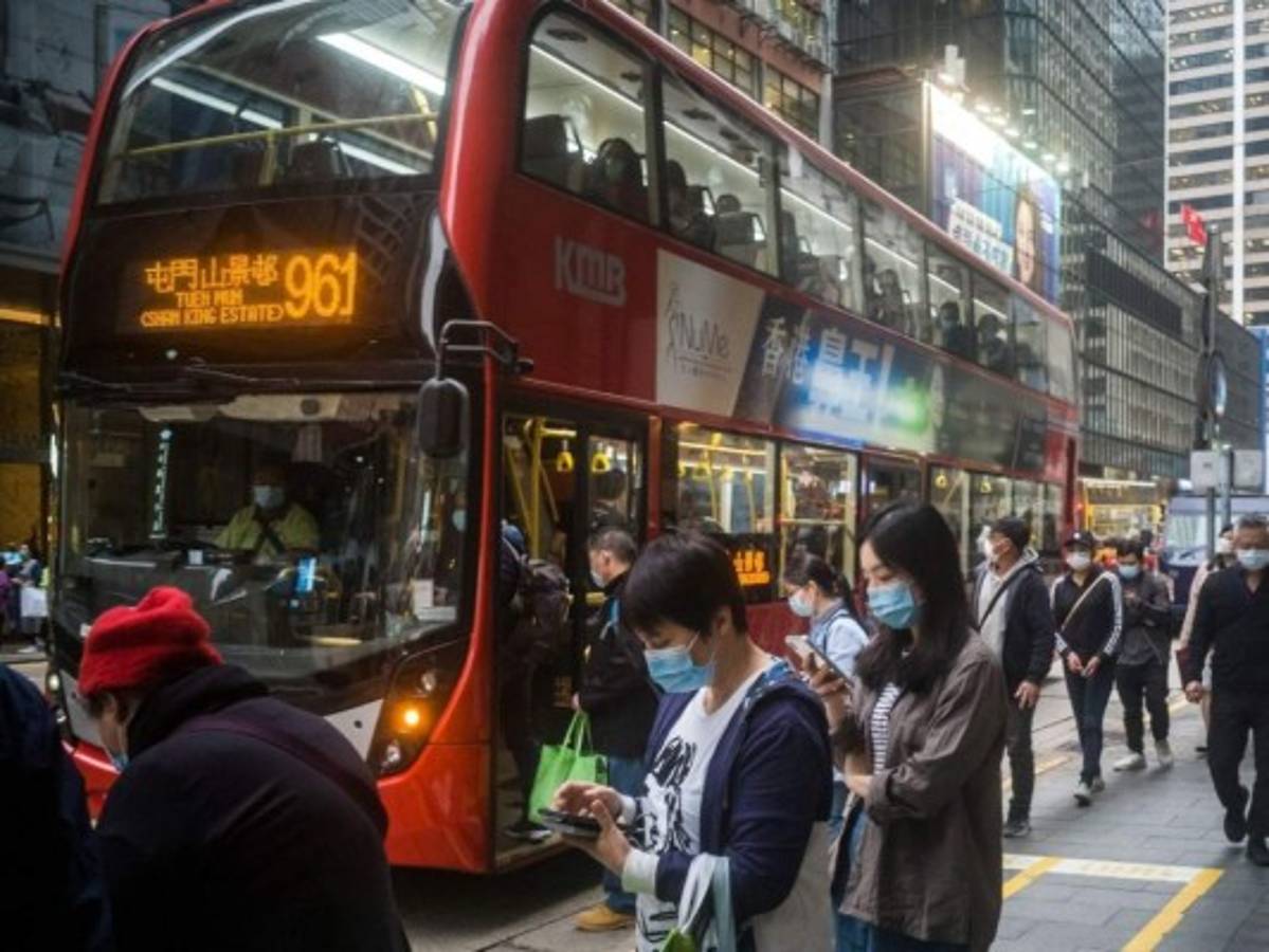 Hombre mata a cuatro personas en ataque con bomba a edificio público en China  