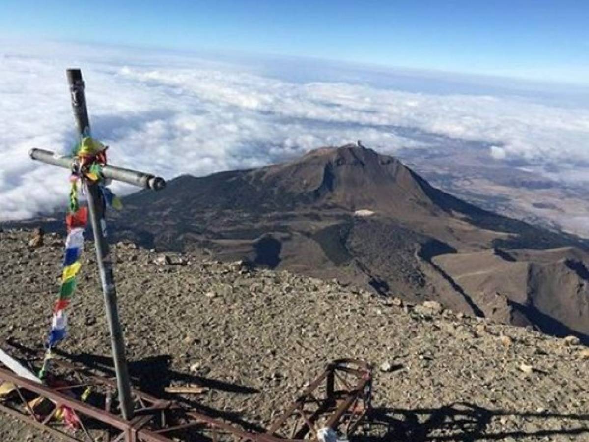 Catracho logra escalar una de las tres cumbres más altas de Latinoamérica