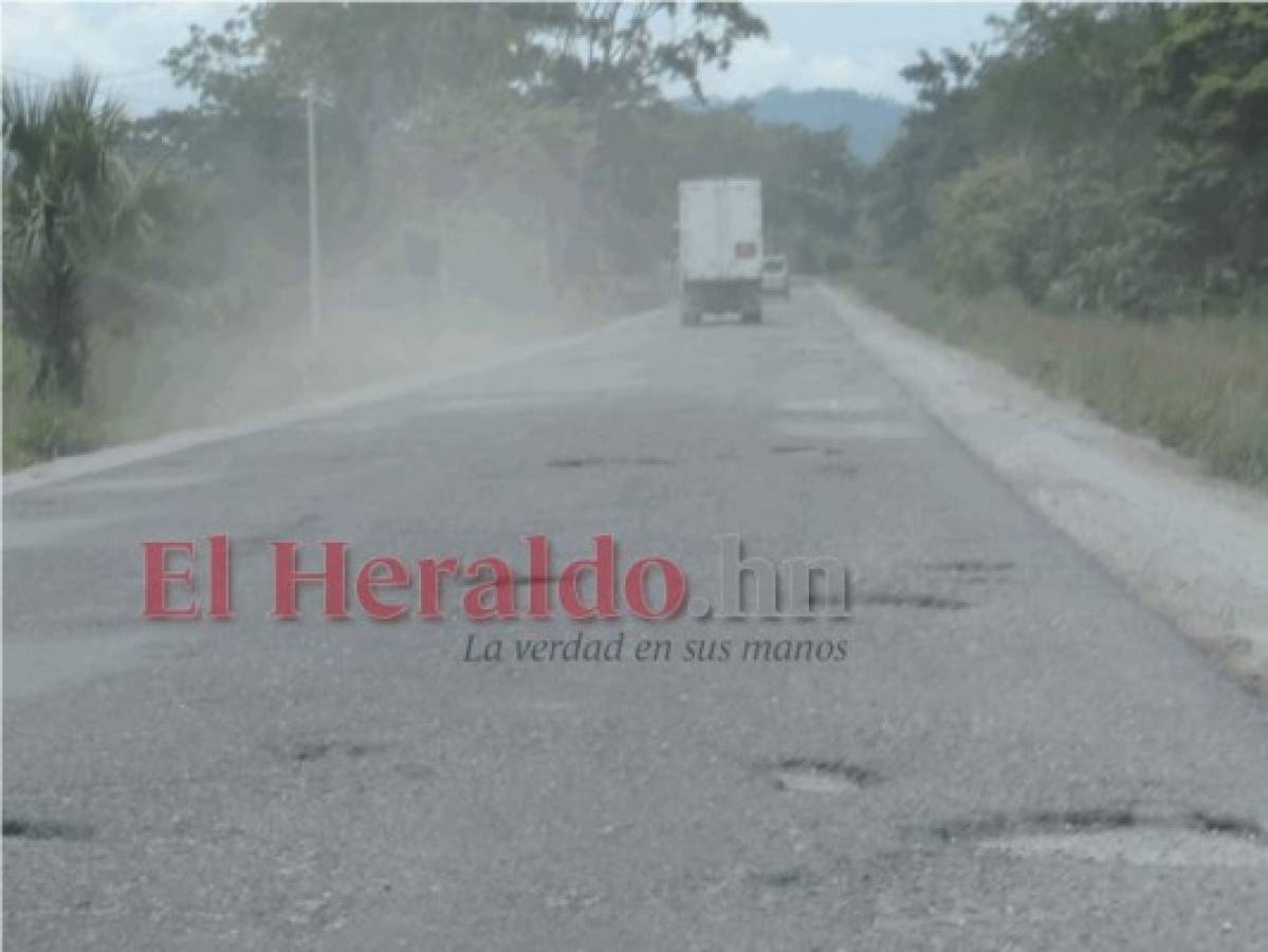 Urge reparación de la carretera del occidente de Honduras