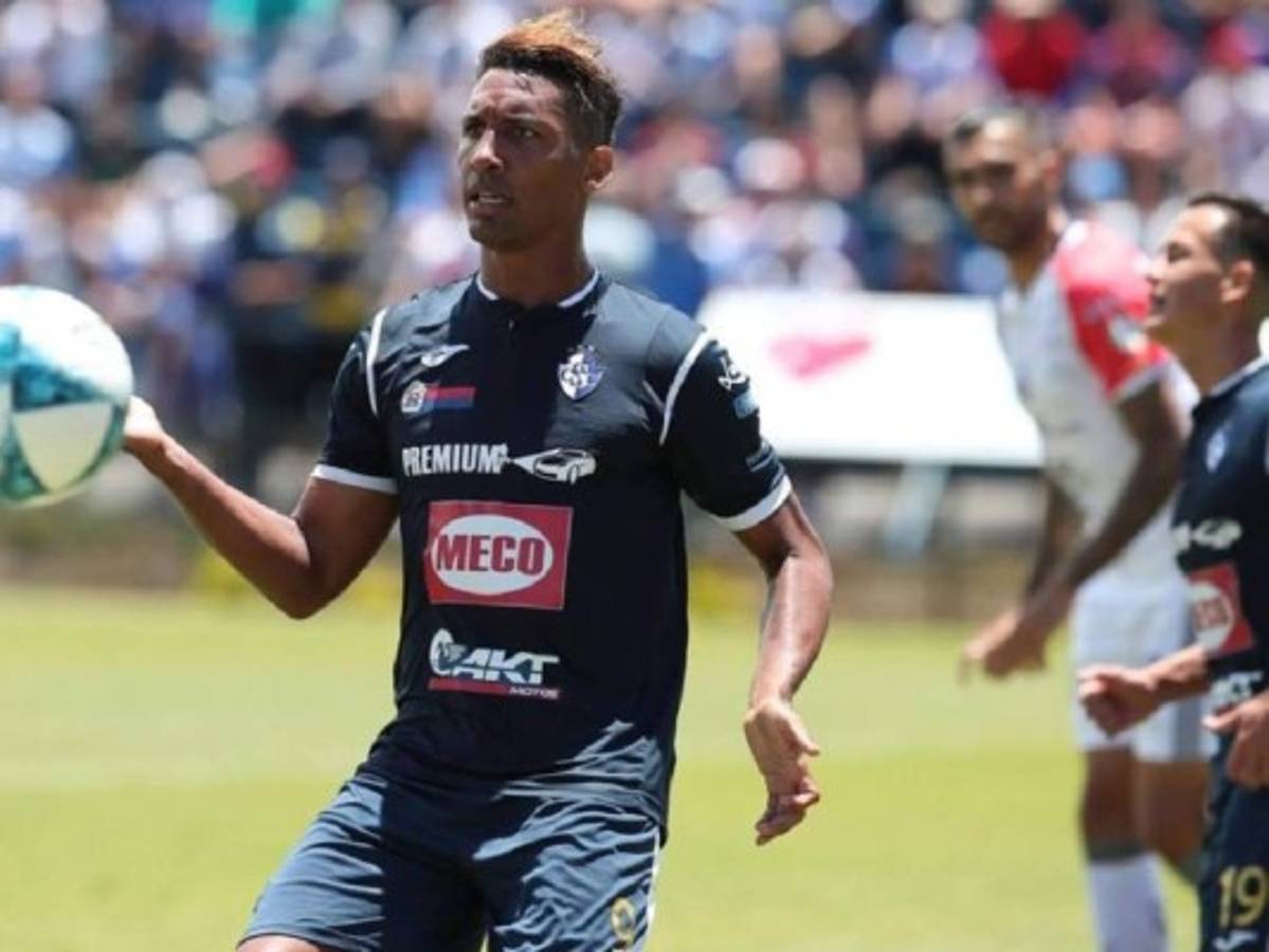 Futbolista cubano Marcel Hernández fue detenido en Costa Rica por cargos de violación