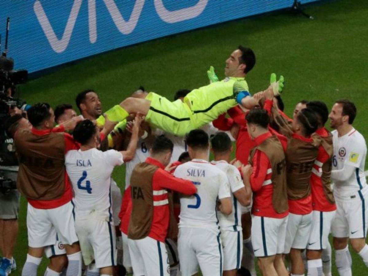 Un héroe llamado Claudio Bravo tiene a Chile en la final de la Copa Confederaciones