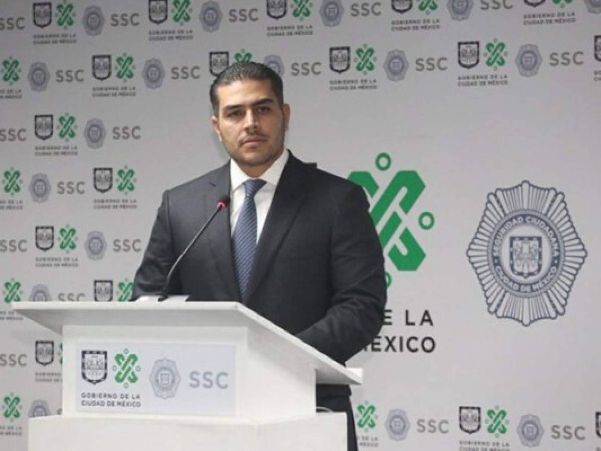 Detienen a nueve policías por secuestro en Ciudad de México  