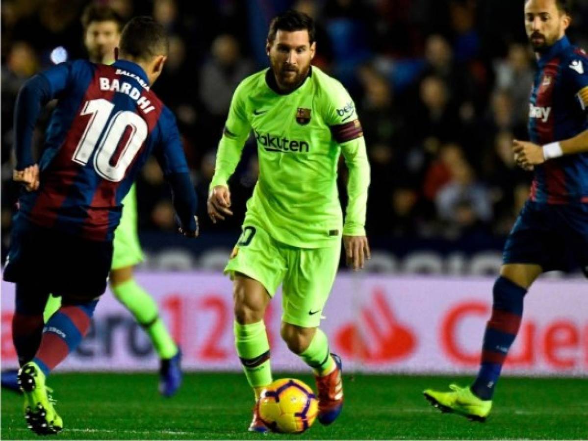 Lionel Messi lidera en solitario la tabla de goleadores en España