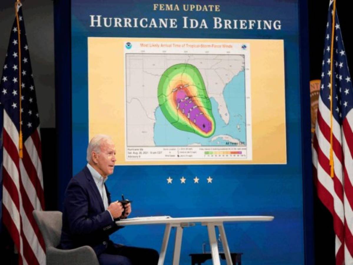 Estados Unidos se prepara ante el 'extremadamente peligroso' huracán Ida