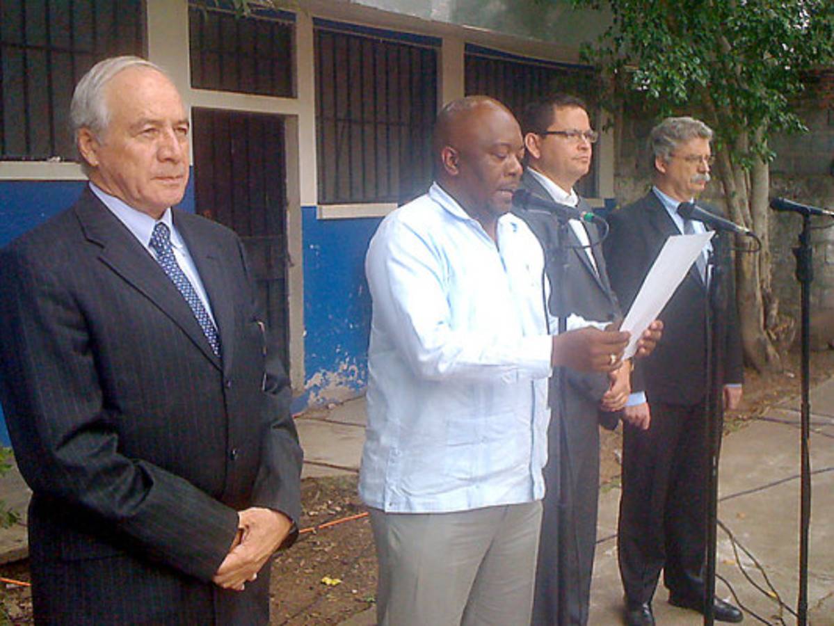 Decreto sanciona a maestros huelguistas