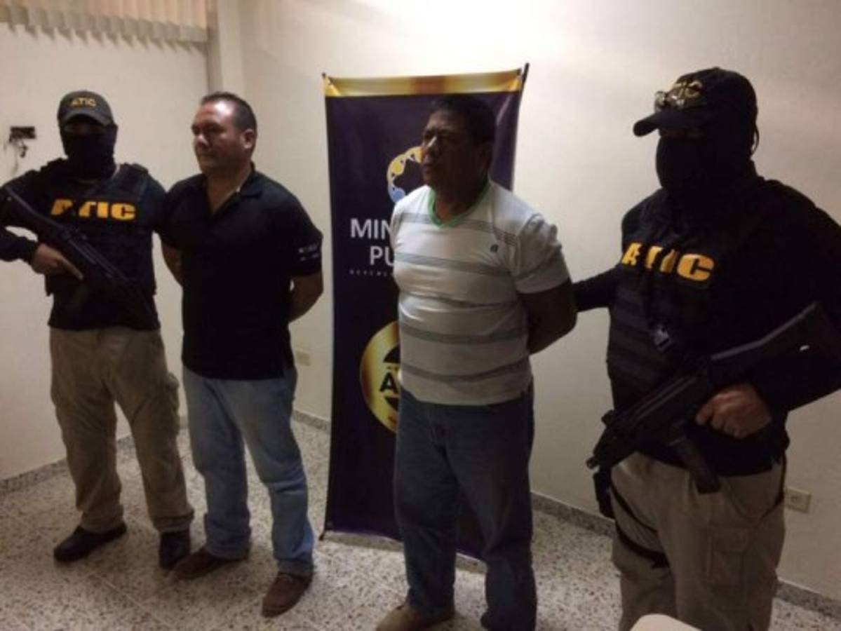 Pineda y Domínguez fueron capturados por robo de rastra en donde perecieron tres guatemaltecos. Foto Atic