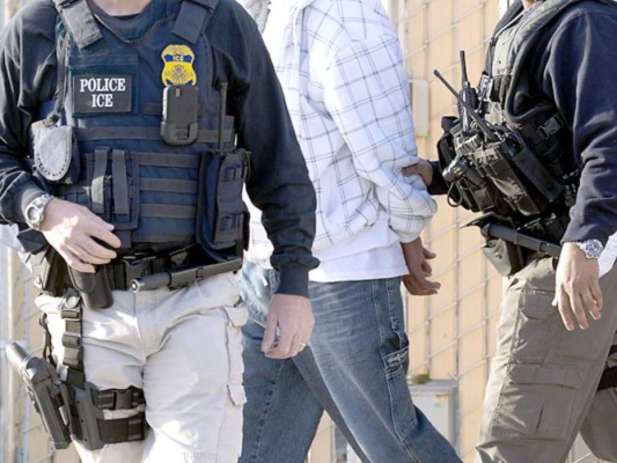 ICE arresta a 70 inmigrantes en Oklahoma y Texas  