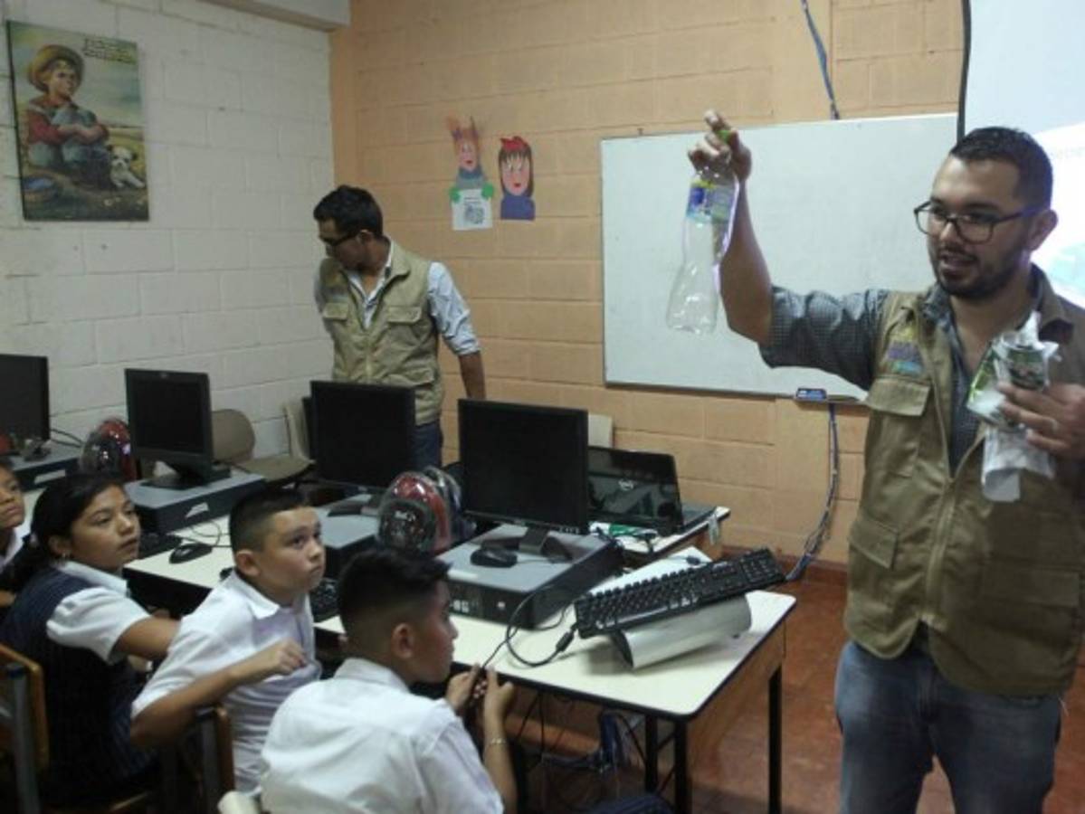 Comienza el cambio ecológico en el CBE Costa Rica  