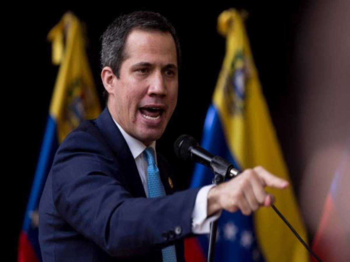 'Se busca': dirigente chavista pide cárcel para Guaidó y aliados en afiches