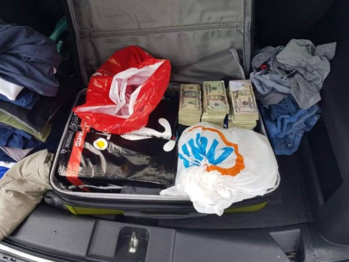 Hasta este tarde las autoridades no habían determinado la cantidad de dinero decomisado a los sosepchosos. (Foto: ATIC/ El Heraldo Honduras/ Noticias Honduras hoy)