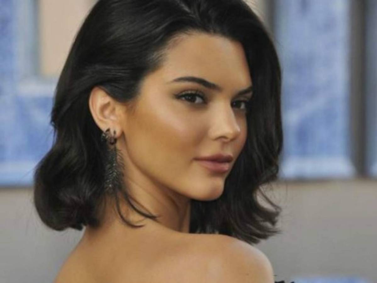 Kendall Jenner publica foto sin nada de ropa