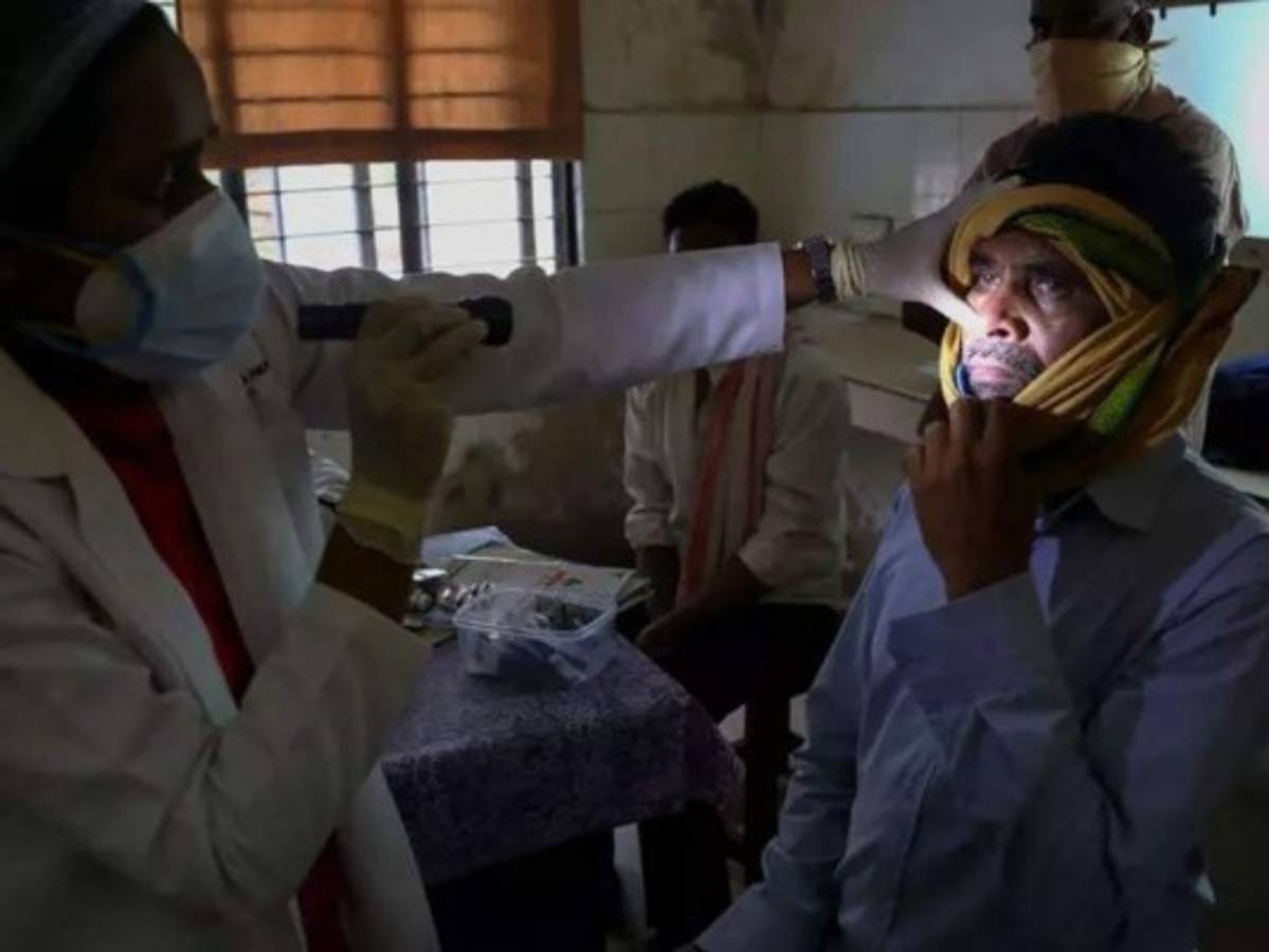 Proteger diabéticos, higiene y cuidar defensas, claves contra hongo negro