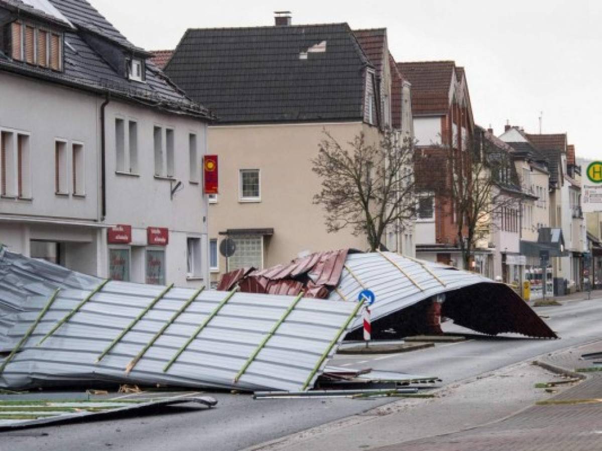 Caos en los transportes y seis muertos por tormenta en el norte de Europa