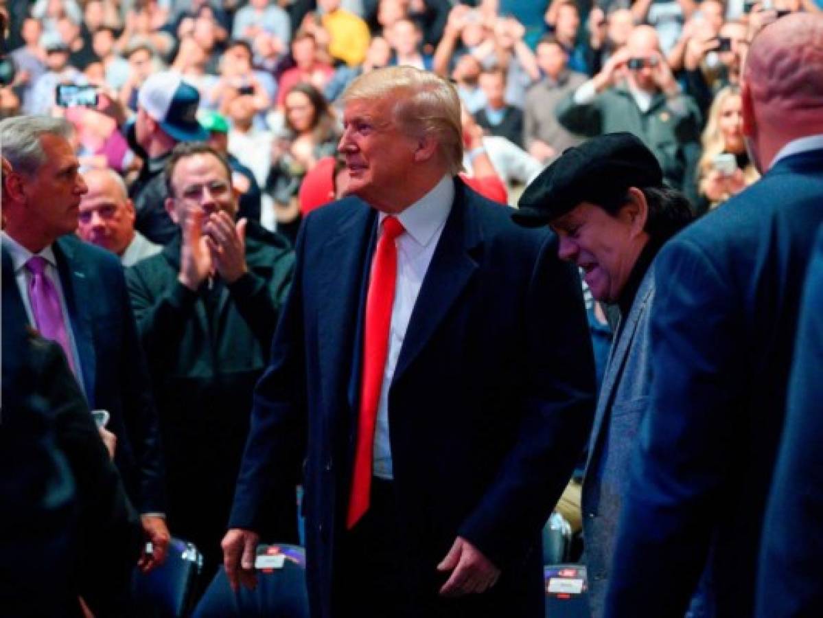 Abuchean a Donald Trump en pelea de UFC en Nueva York