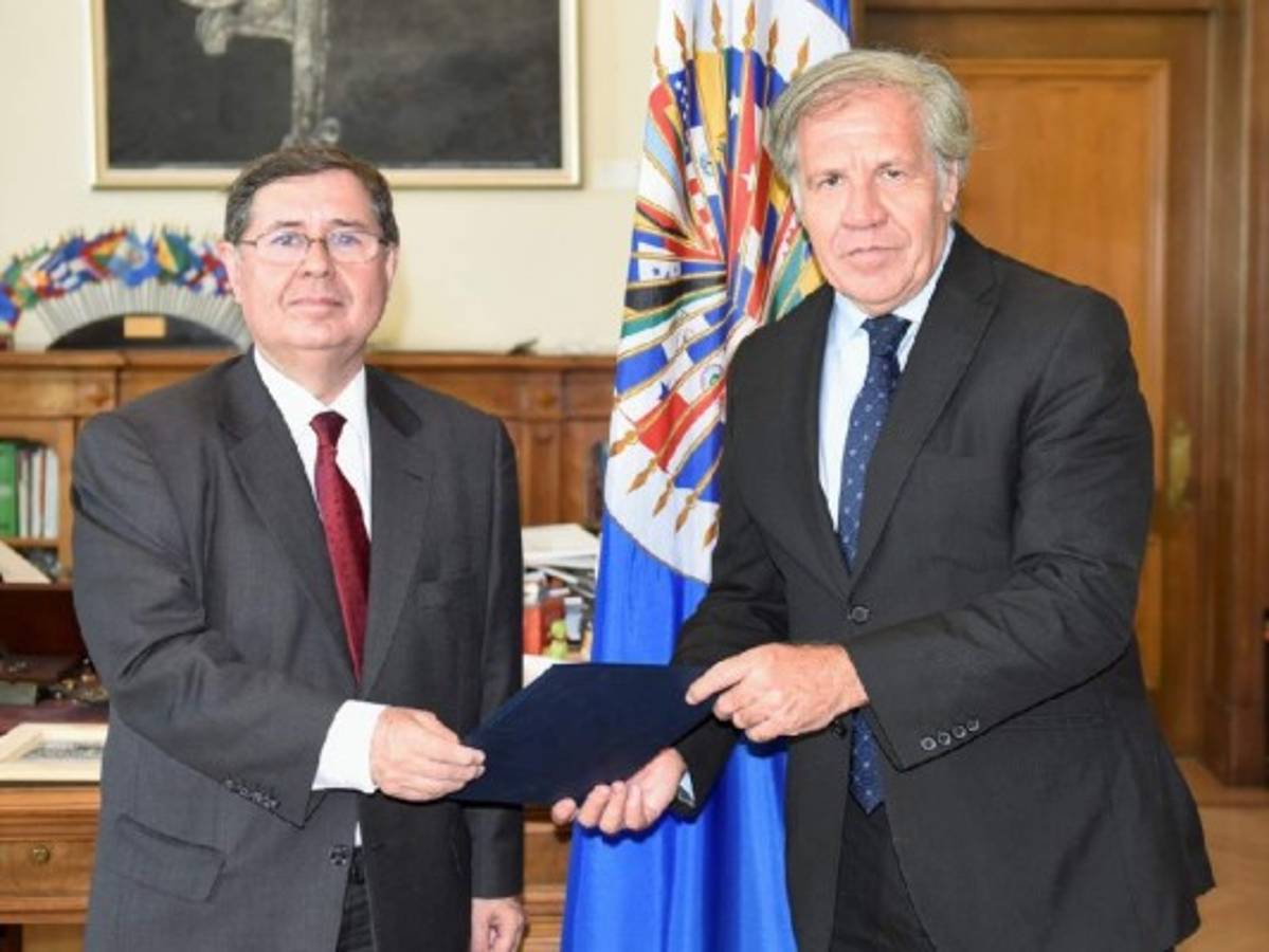 Operadores de justicia acompañan la entrega de informe de la Maccih