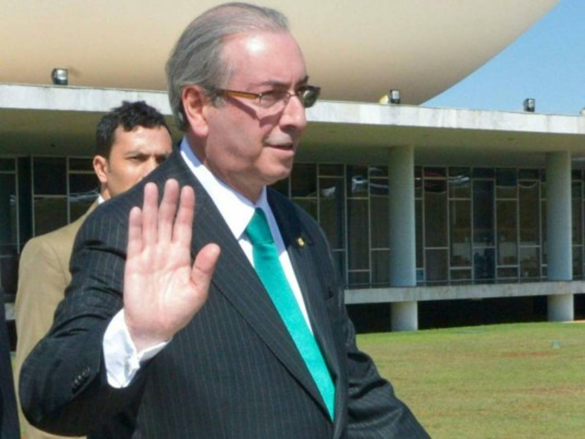 Brasil-corrupción: Renuncia jefe de diputados que abrió impeachment de Rousseff