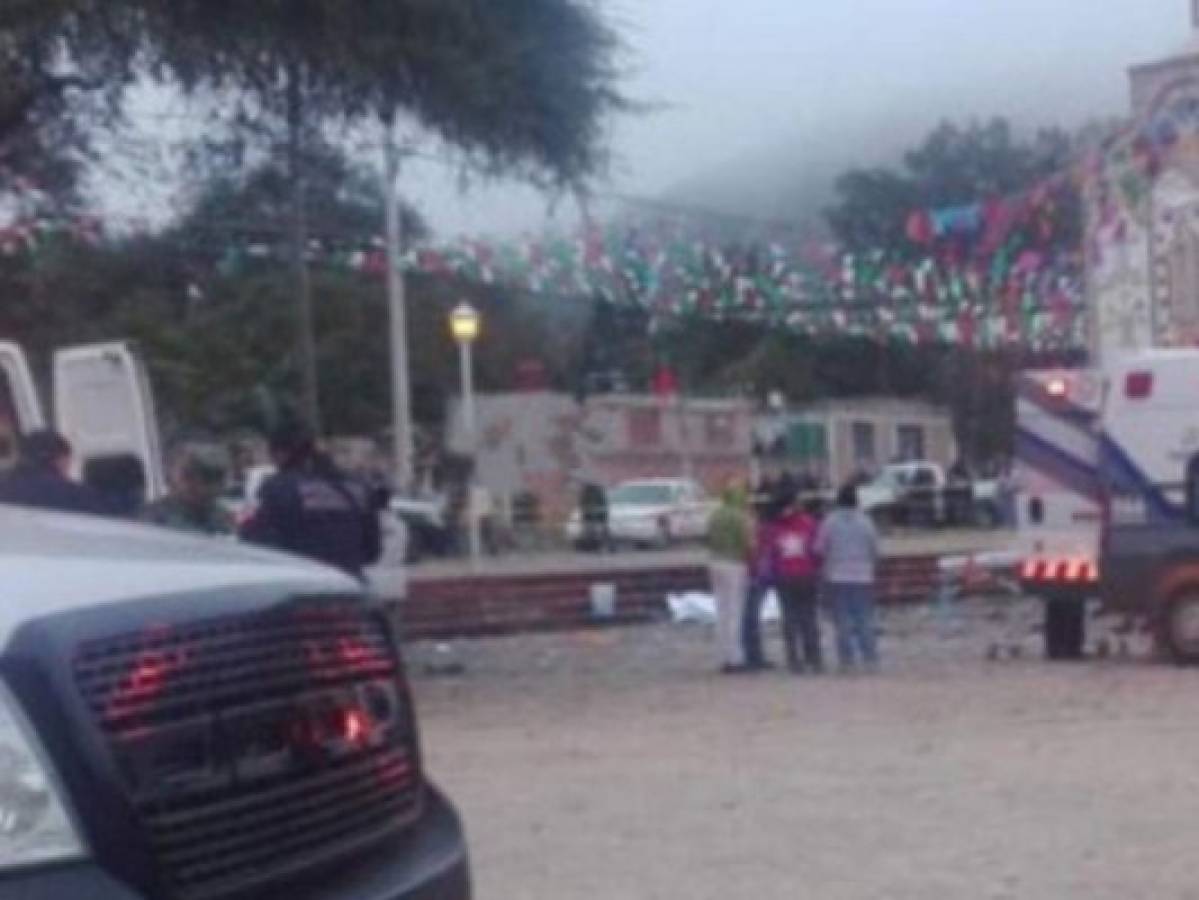 Ocho muertos y 50 heridos tras explosión pirotécnica en iglesia de México