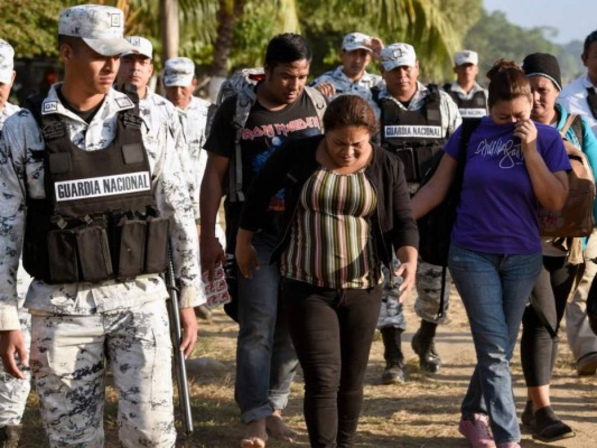 Más de 2 mil centroamericanos retenidos en frontera sur de México