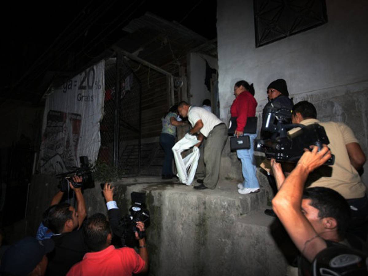 Asesinan pareja en interior de vivienda en la Flor del Campo