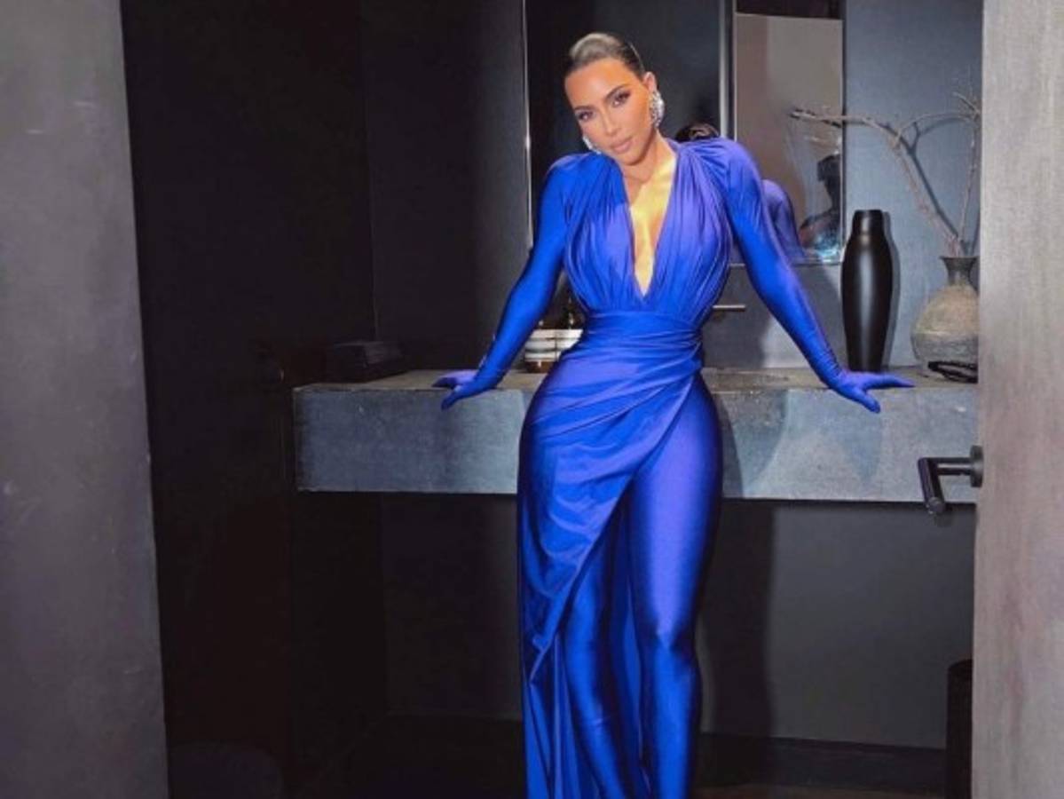 Kim Kardashian aprueba primer examen para convertirse en abogada