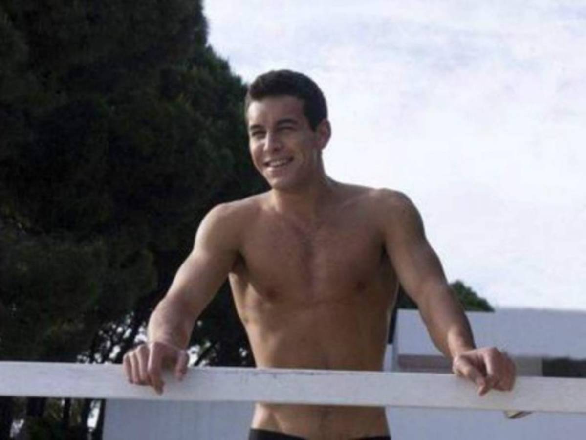 La pesada broma que sufrió el actor de 'Tres metros sobre el cielo', Mario Casas, mientras dormía