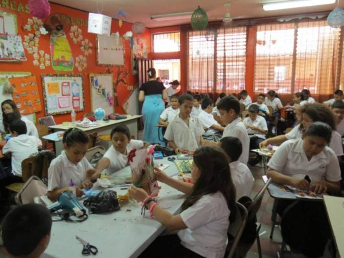 Sectores evaluarán la reestructuración de Salud y Educación