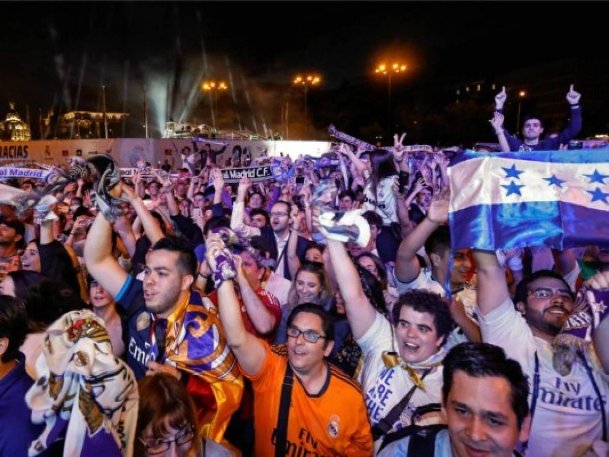 Hondureño destaca en la celebración del Real Madrid en Cibeles