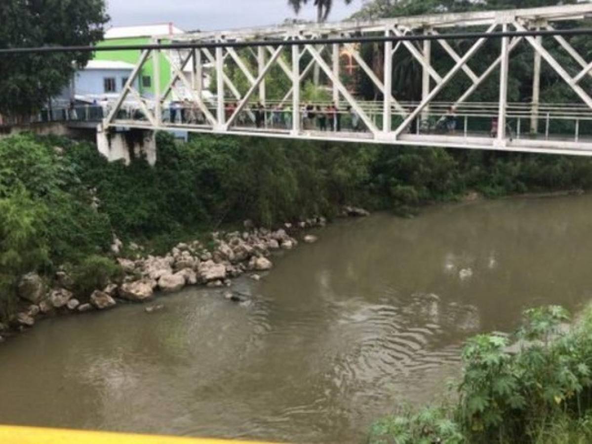 Hallan cadáver de un hombre flotando en el río Chamelecón