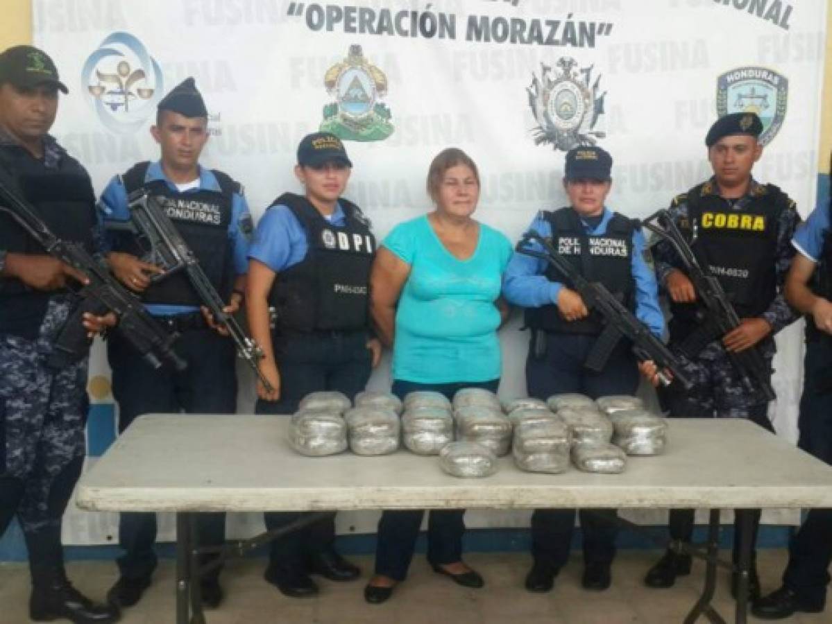 Honduras: Mujer de 52 años es detenida en posesión de 32 libras de supuesta marihuana