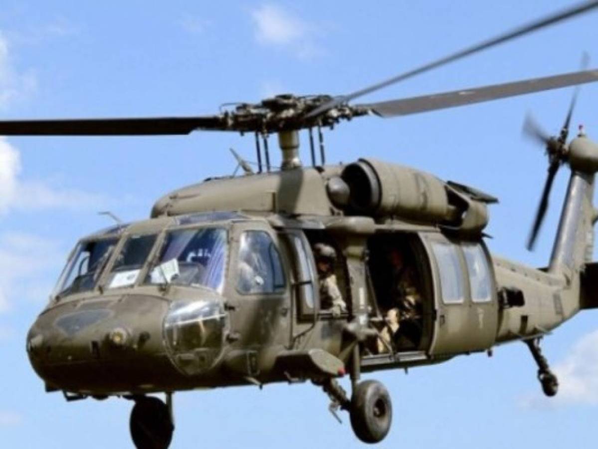 Desaparece helicóptero con seis militares en Colombia