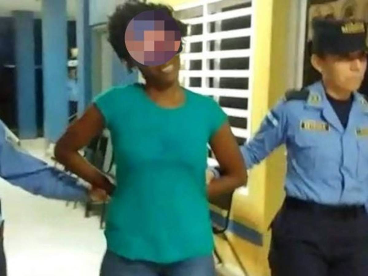 Mujer apuñala a su pareja por ataque de celos en Roatán 